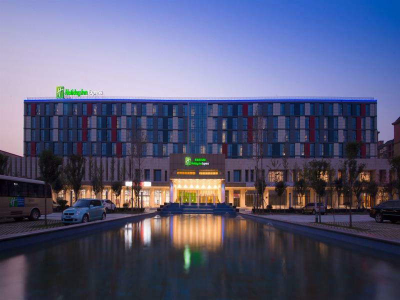 Holiday Inn Express Zhengzhou Airport By Ihg Xinzheng  Eksteriør billede